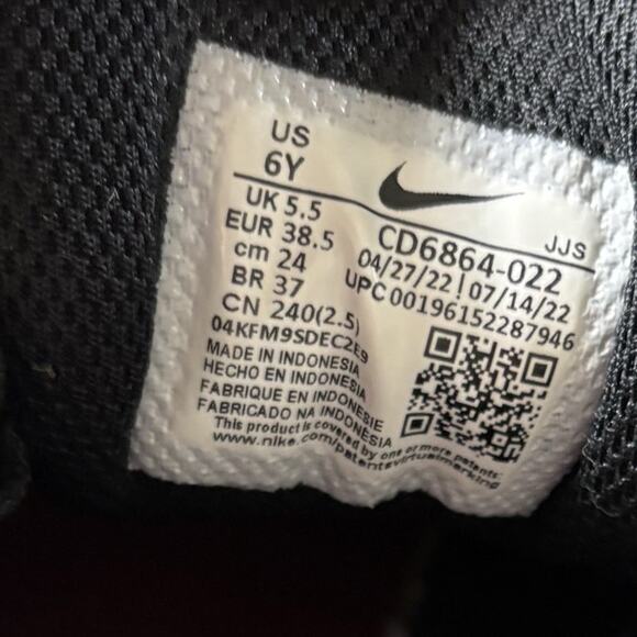 Nike Air Max 90 Leather GS Anthracite Black Team Red Kids Athletic Sneaker Sz 6y - Picture 9 of 9